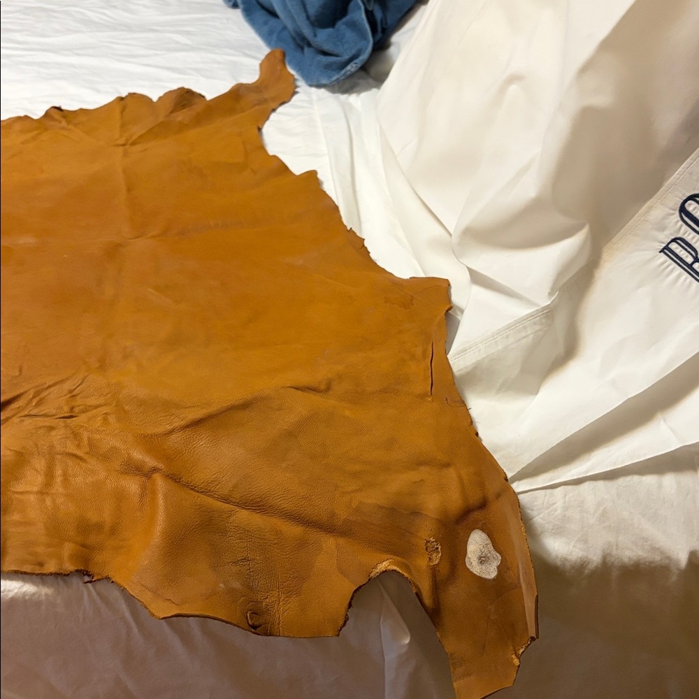Vintage Small cowhide - Picture 3 of 10